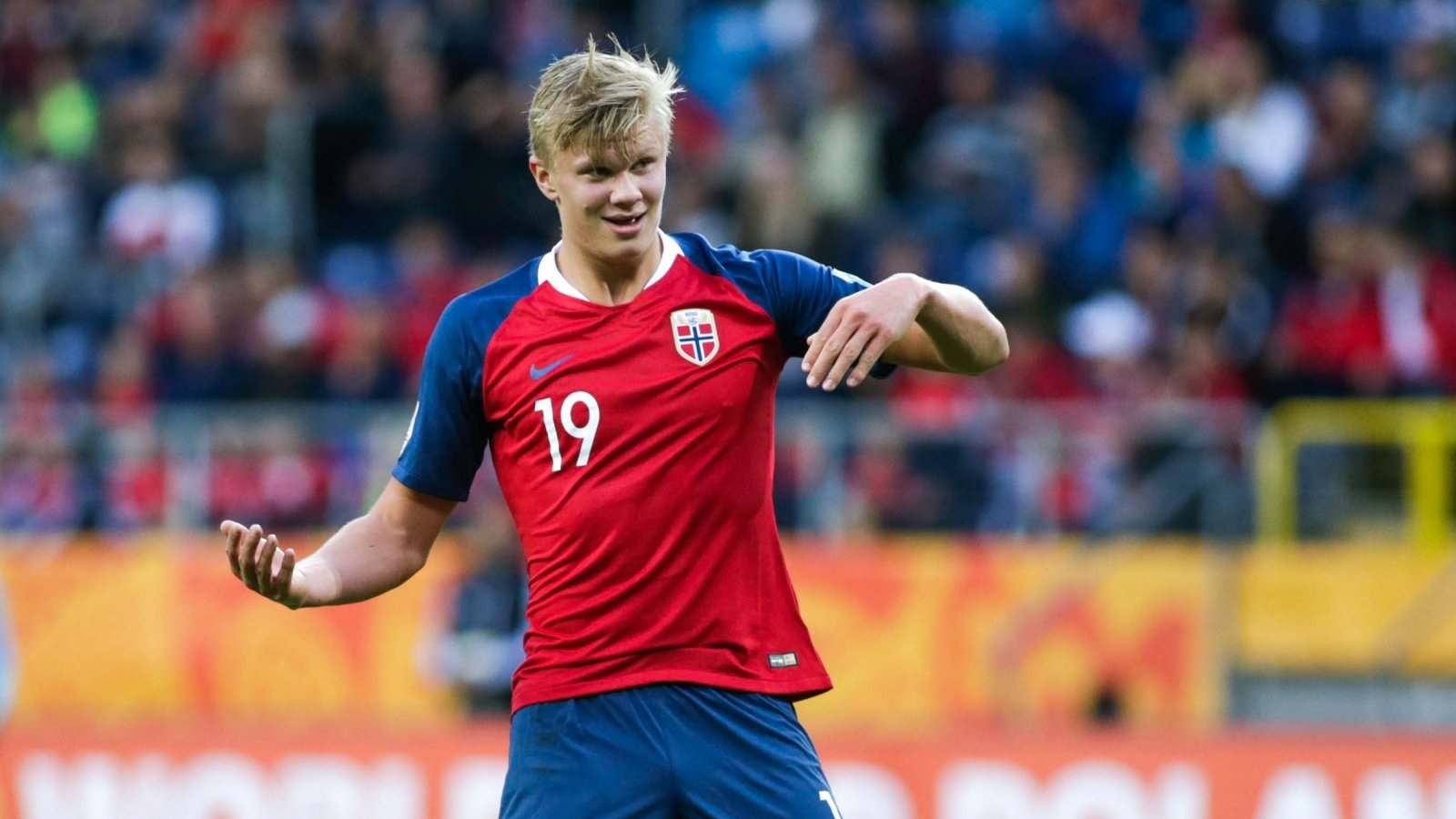 足球中超多名老将宣布退役，时代落幕