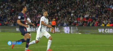 费迪南德：阿森纳不需要埃泽，当然他也可以提升板凳深度