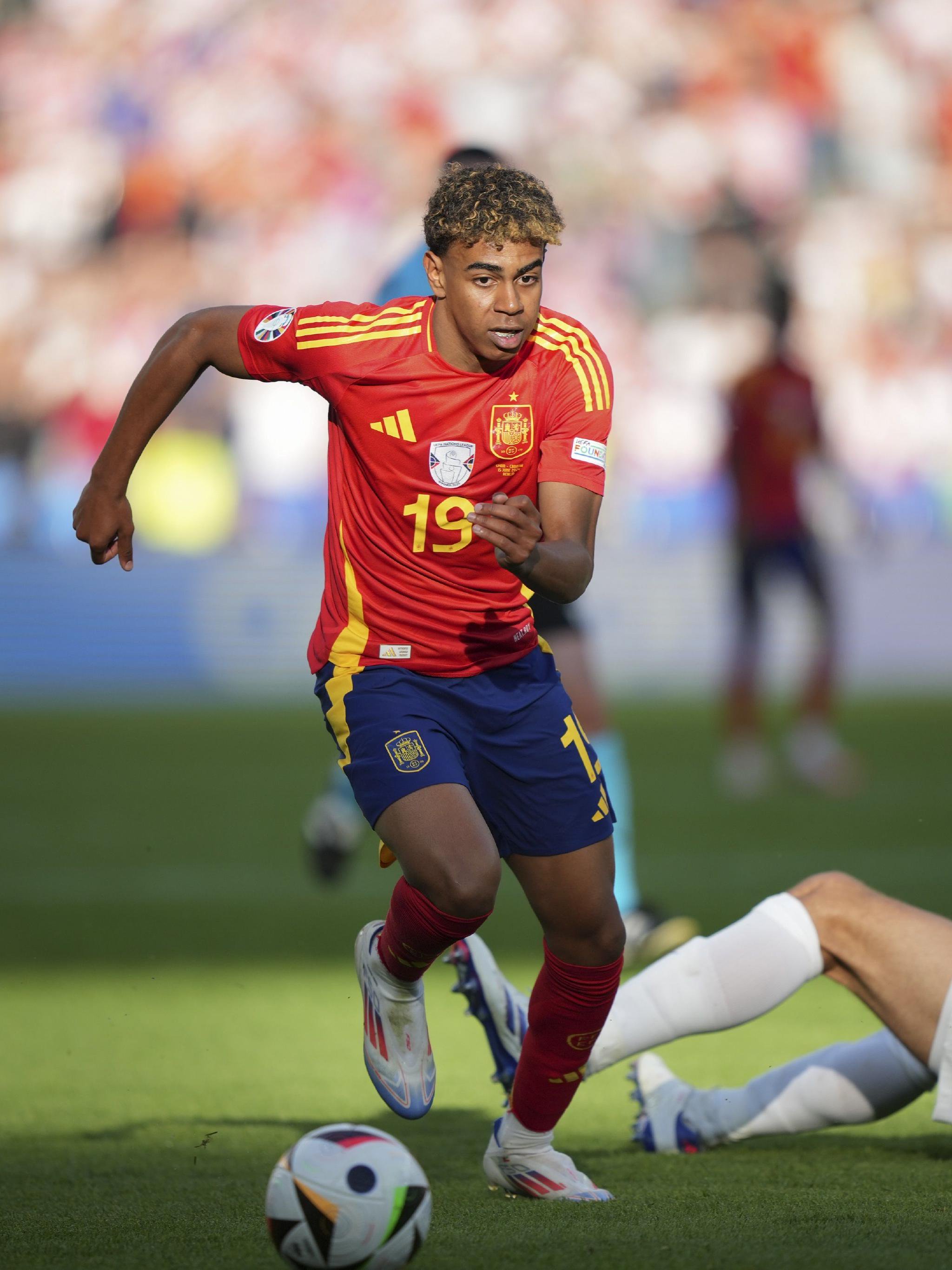 什琴斯尼哥哥：我弟更愿意坐板凳，需要他时再出场帮忙