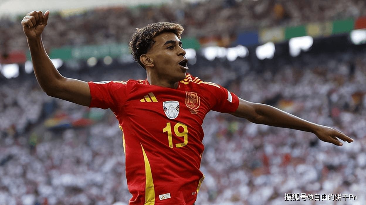 亚足联官方：成都蓉城因在亚冠单场5人染黄被罚款2500美元